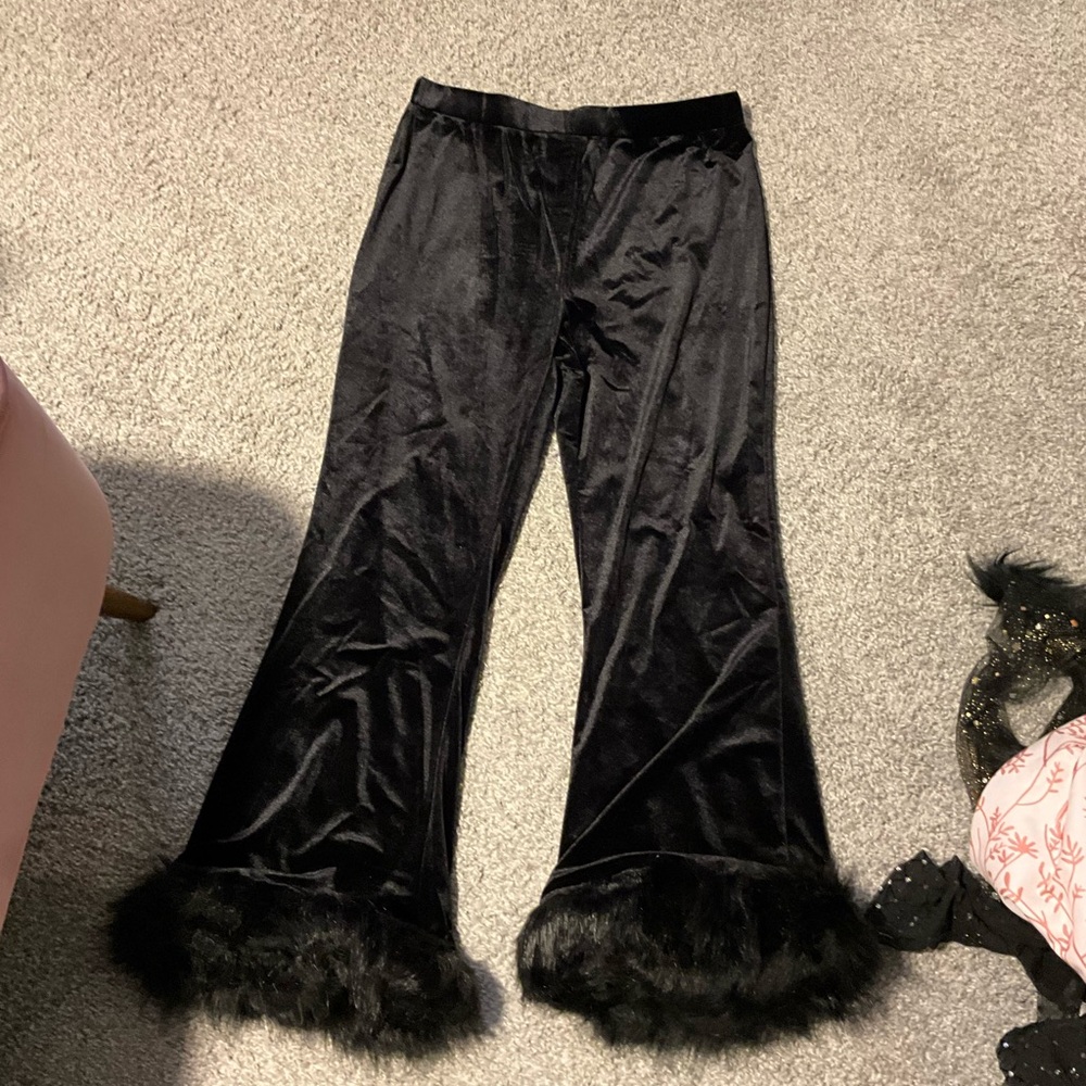Velour pants with faux fur bottom